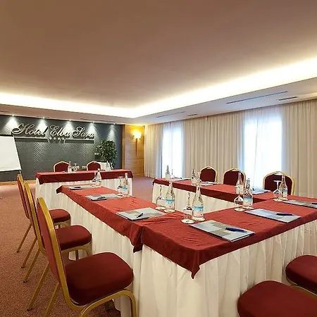 Semesteranläggning (resort) Elba Sara & Golf 4*