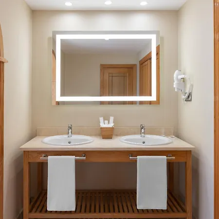 Elba Sara Beach&golf Resort Caleta De Fuste