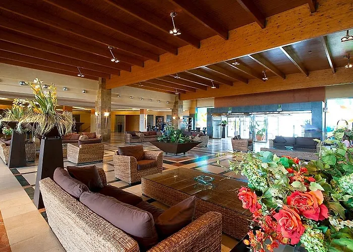 אתר נופש Elba Sara & Golf