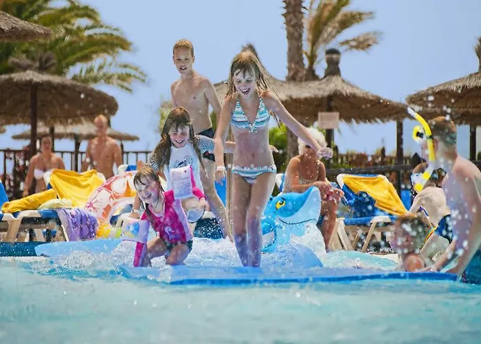 Elba Sara & Golf Semesteranläggning (resort) 4*