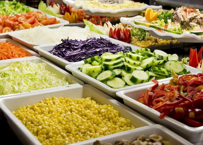 אתר נופש Elba Sara & Golf קלטה דה פוסטה