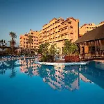 Elba Sara & Golf Feriested 4*