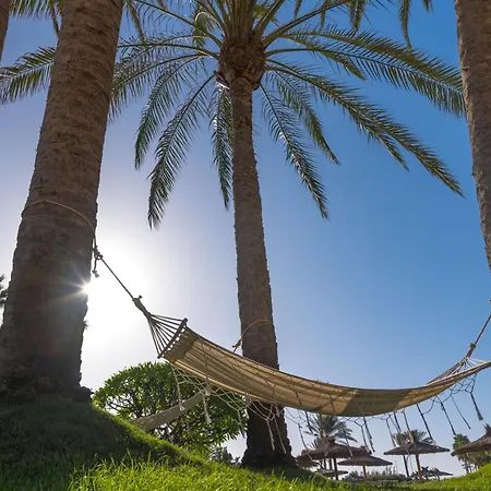 منتجع Elba Sara & Golf 4*