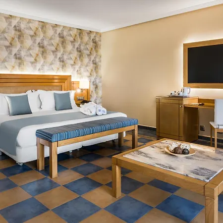 Elba Sara & Golf Feriested 4*