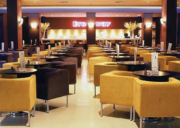 Elba Sara & Golf Rezort 4*