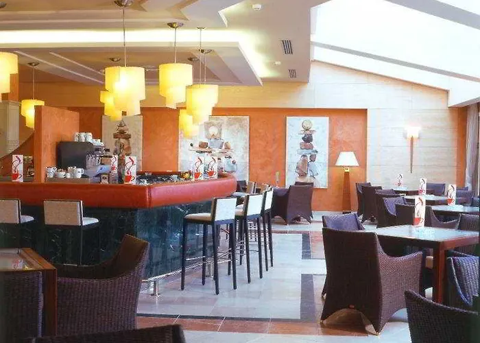 Elba Sara & Golf 4* كاليتا ذي فوستي